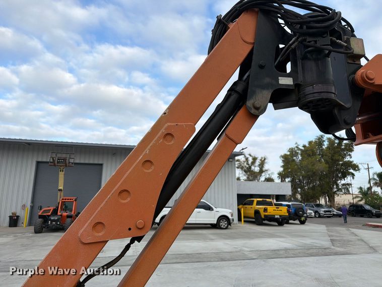 image for item FI2022 2014 JLG 1350SJP boom lift