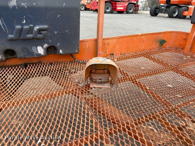 image for item FI2022 2014 JLG 1350SJP boom lift