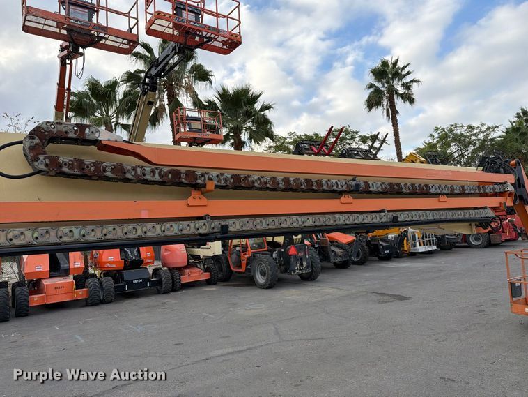 image for item FI2022 2014 JLG 1350SJP boom lift