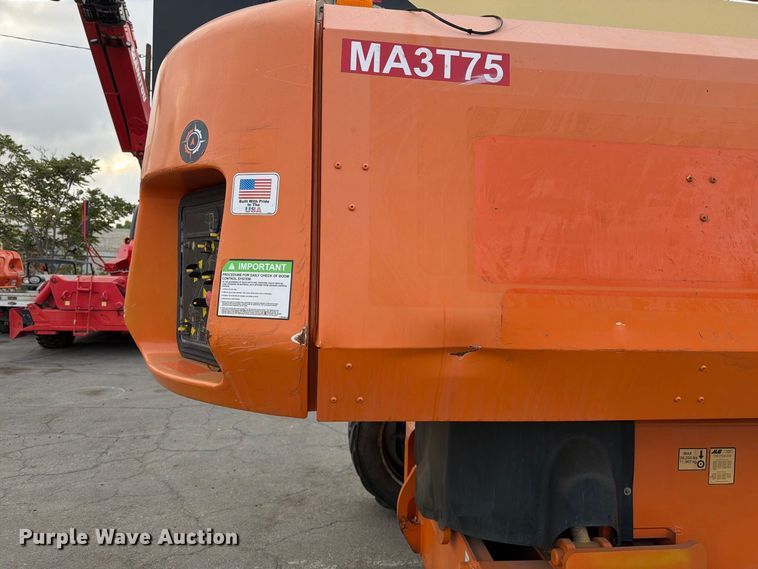 image for item FI2022 2014 JLG 1350SJP boom lift