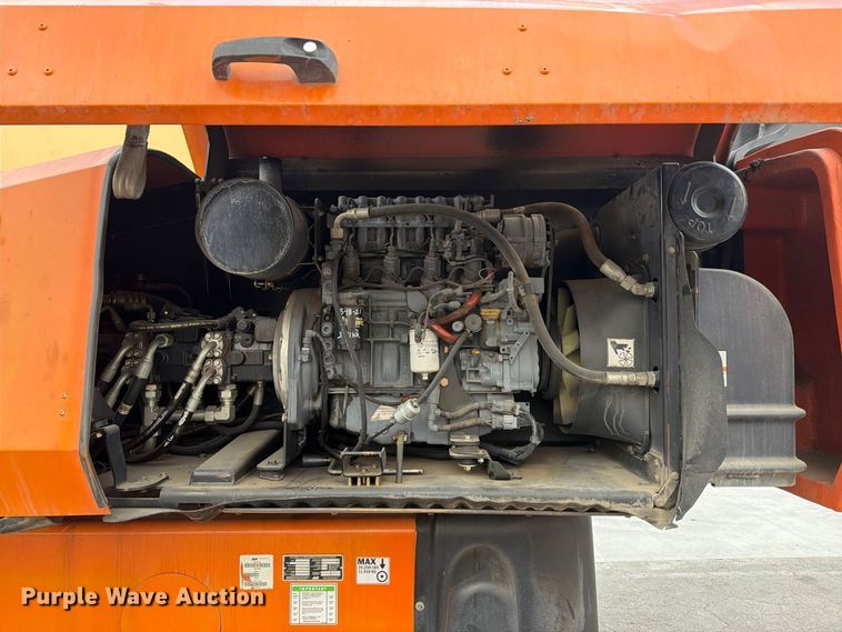 image for item FI2022 2014 JLG 1350SJP boom lift