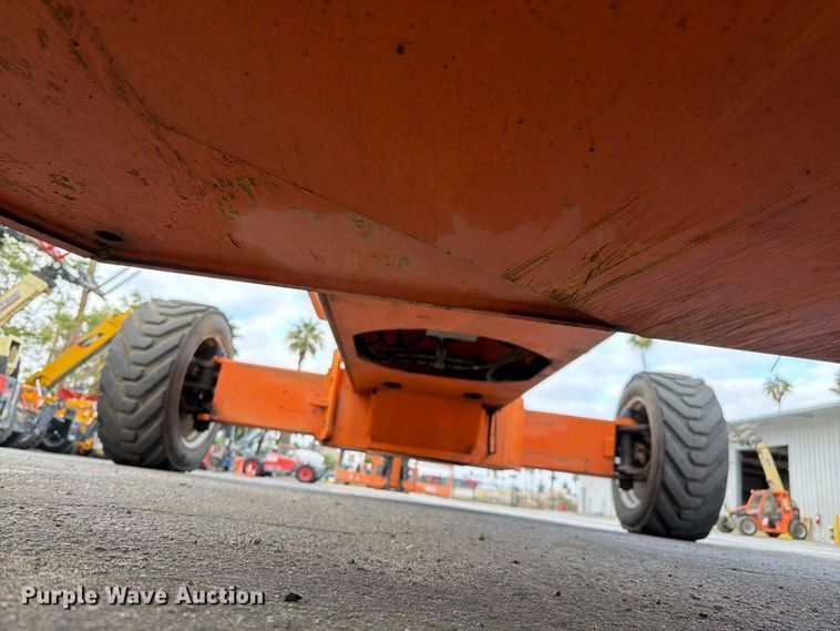 image for item FI2022 2014 JLG 1350SJP boom lift