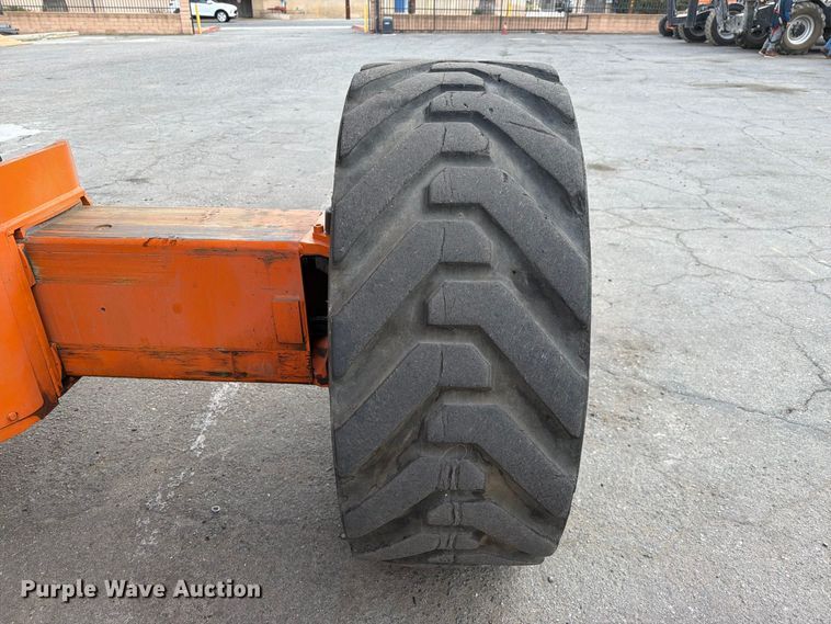 image for item FI2022 2014 JLG 1350SJP boom lift
