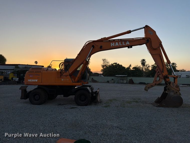 image for item FI2024 1998 Halla HE200W wheeled excavator