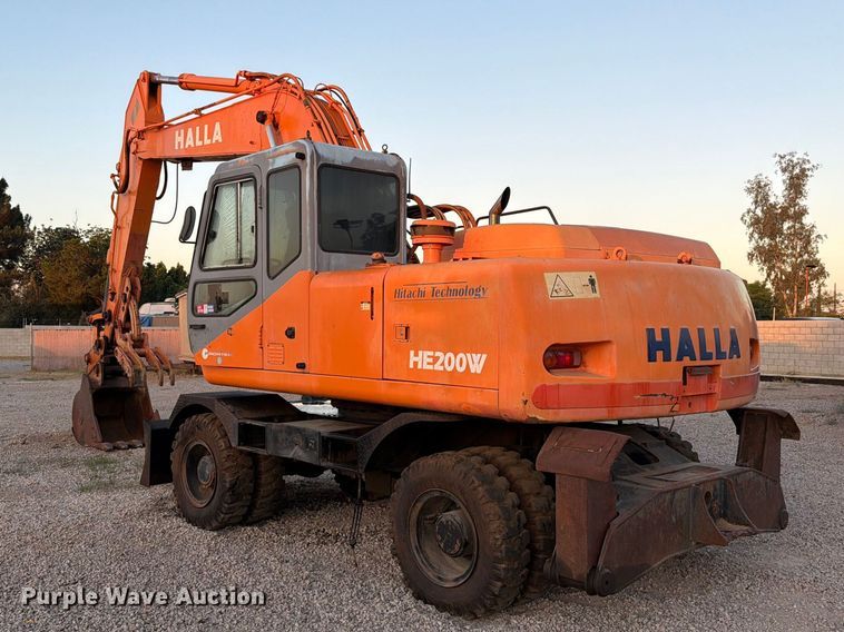 image for item FI2024 1998 Halla HE200W wheeled excavator