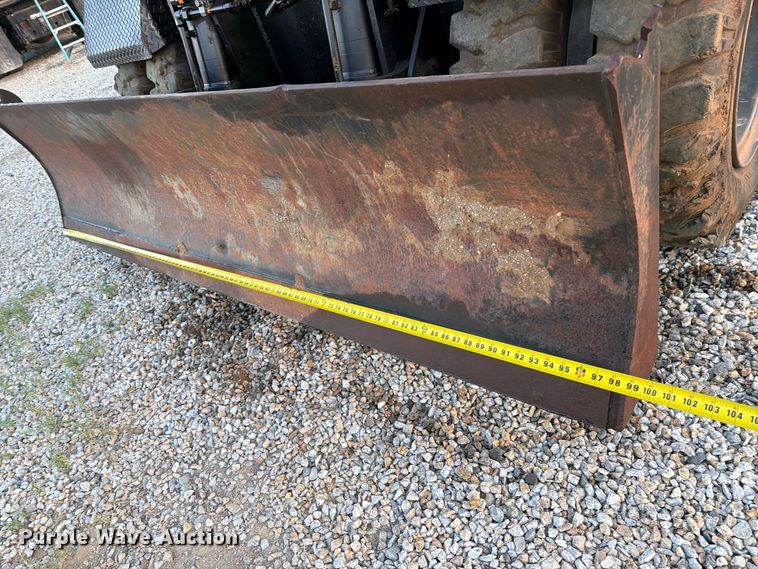 image for item FI2024 1998 Halla HE200W wheeled excavator