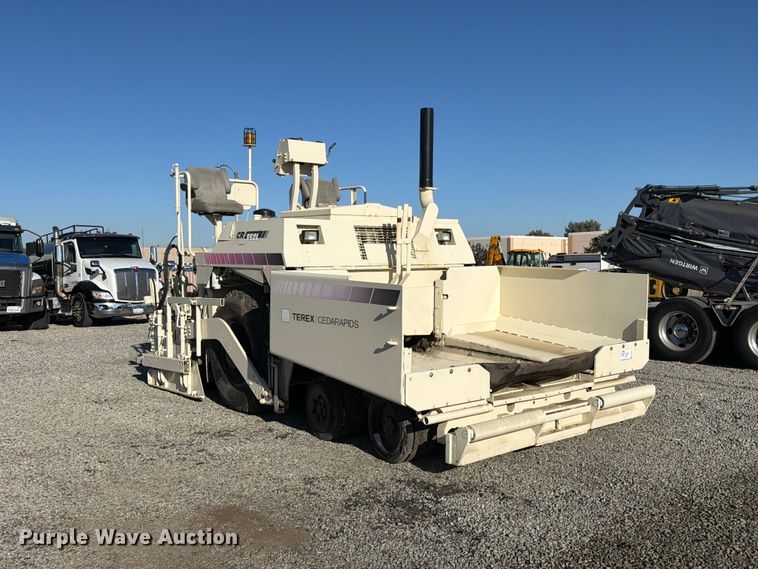 image for item FI2025 2007 Cedar Rapids CR352L paver