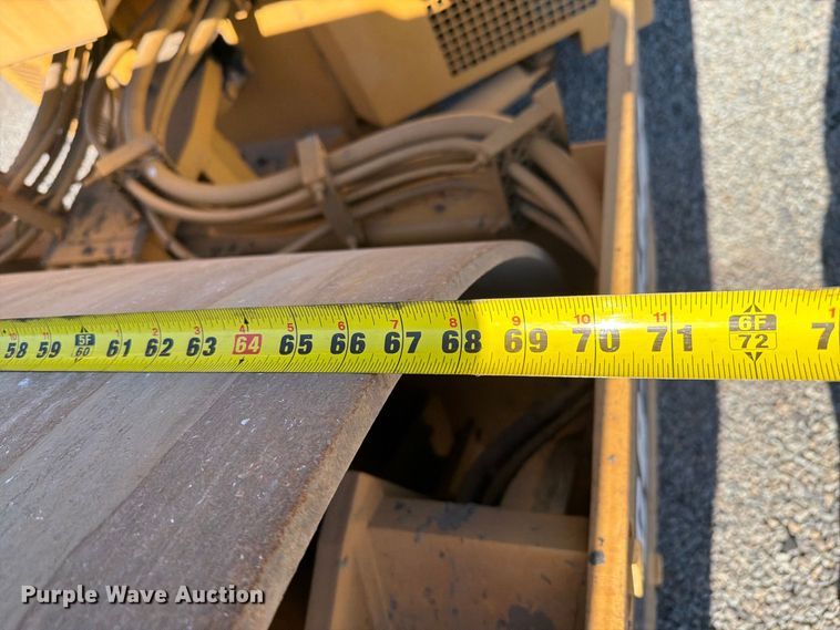 image for item FI2026 2001 Caterpillar CB-5340 double drum vibratory roller