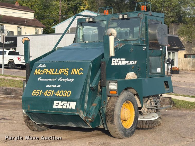 image for item FJ0538 2006 Elgin Pelican Series P street sweeper