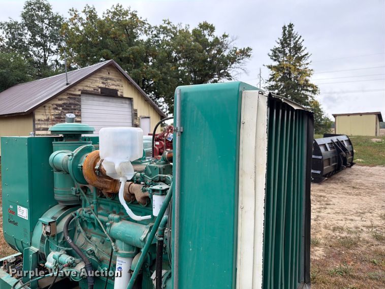 image for item FJ0539 Onan 220.ODFP-17R/27877M generator