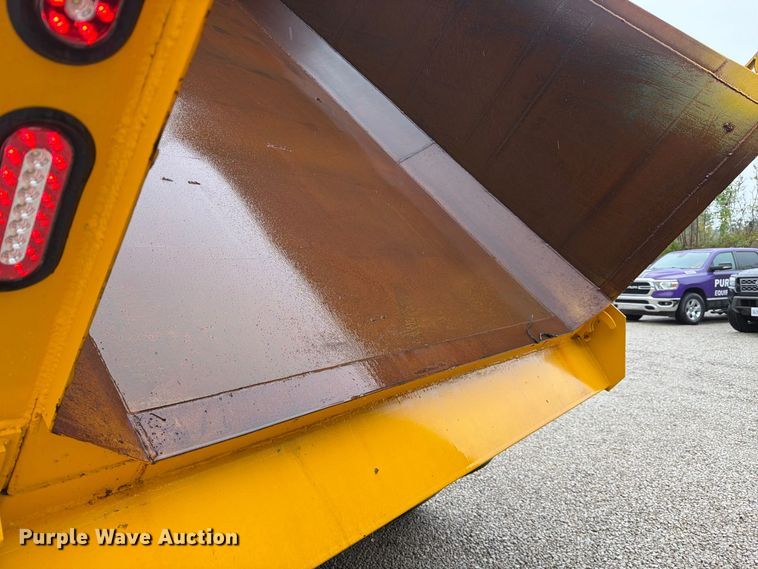 image for item FJ2006 2021 Kenworth T680 dump truck