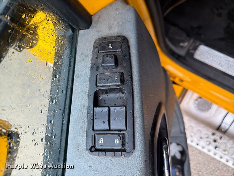 image for item FJ2006 2021 Kenworth T680 dump truck