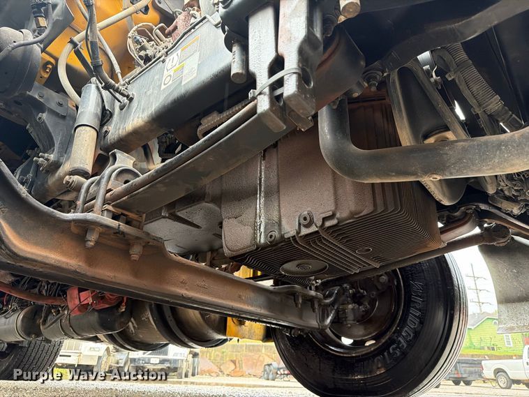 image for item FJ2006 2021 Kenworth T680 dump truck