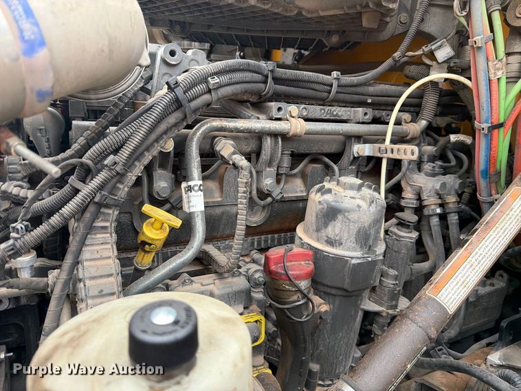 image for item FJ2006 2021 Kenworth T680 dump truck
