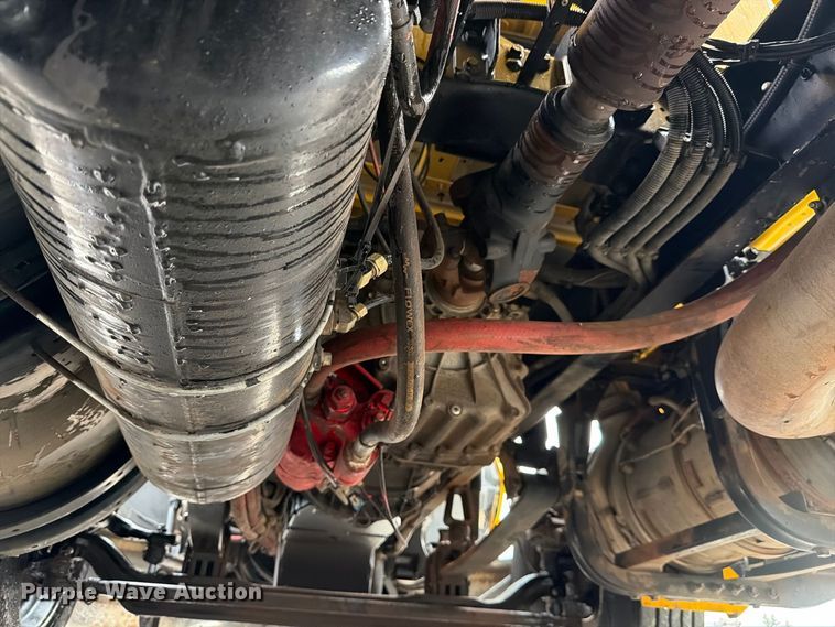 image for item FJ2006 2021 Kenworth T680 dump truck