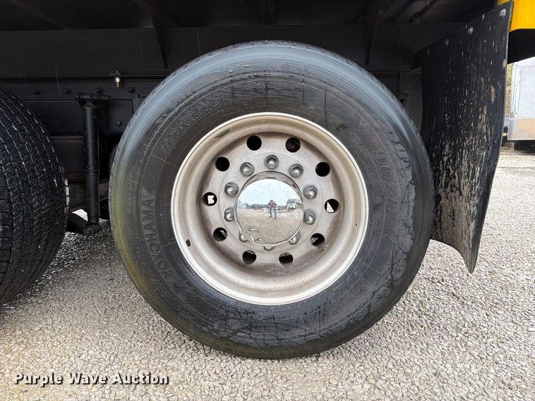 image for item FJ2006 2021 Kenworth T680 dump truck