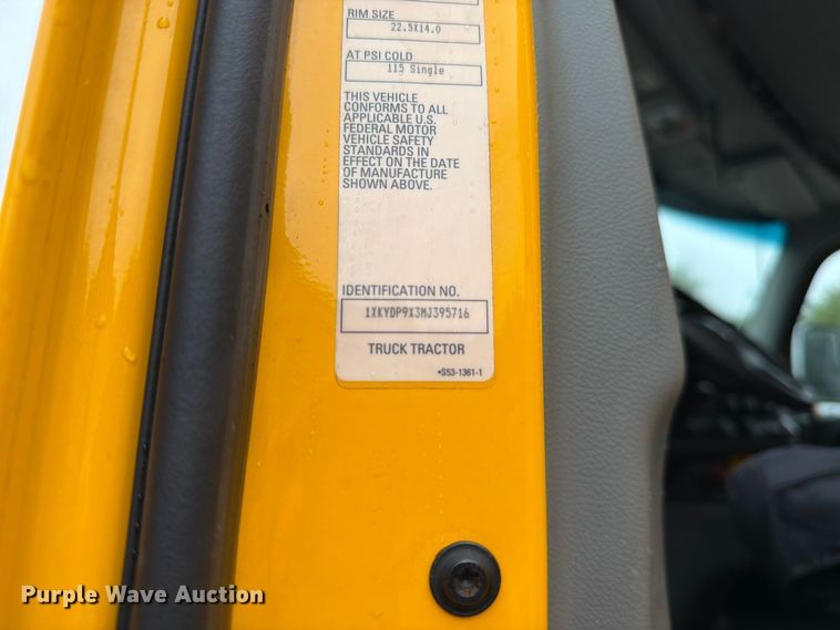 image for item FJ2006 2021 Kenworth T680 dump truck