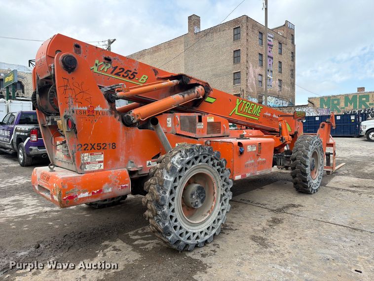 image for item FJ2007 Xtreme XR1255 telehandler
