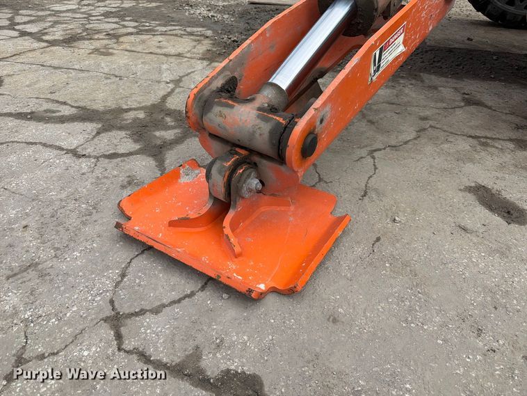 image for item FJ2007 Xtreme XR1255 telehandler