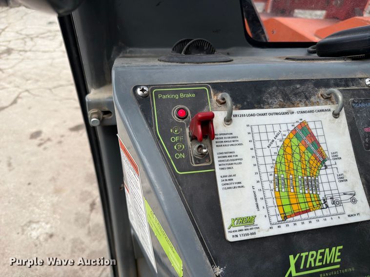 image for item FJ2007 Xtreme XR1255 telehandler