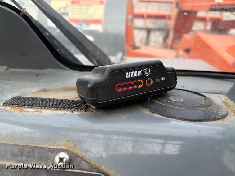 image for item FJ2007 Xtreme XR1255 telehandler