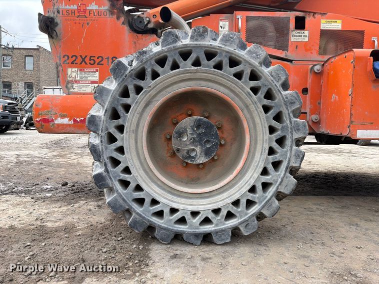 image for item FJ2007 Xtreme XR1255 telehandler