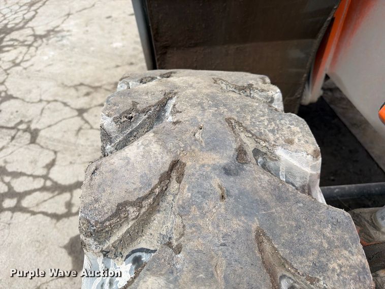 image for item FJ2007 Xtreme XR1255 telehandler