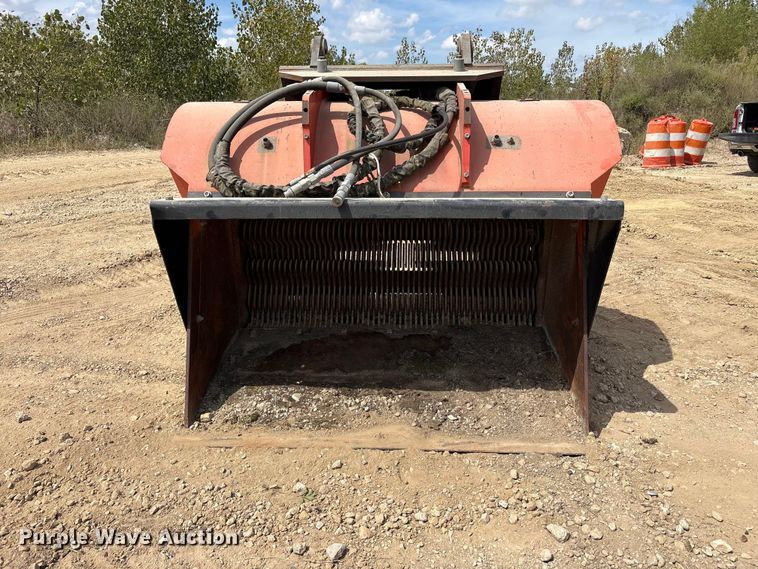 image for item FK2083 ALLU DSB 2-17 excavator screener bucket