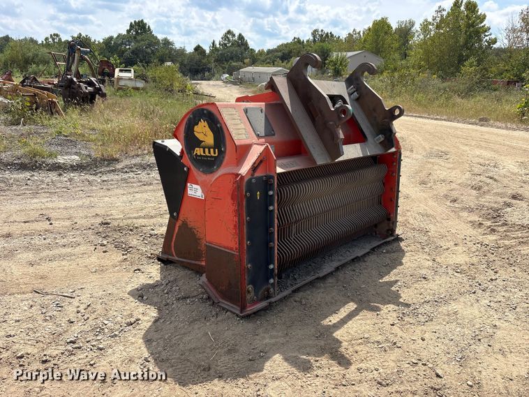 image for item FK2083 ALLU DSB 2-17 excavator screener bucket