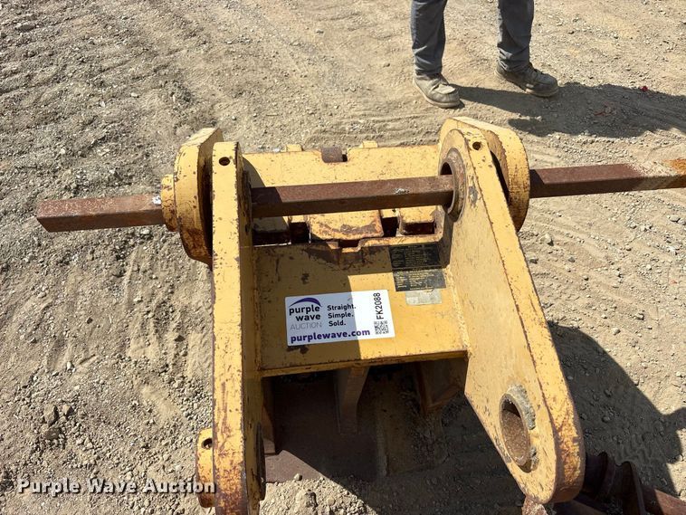 image for item FK2088 (2) excavator attachments