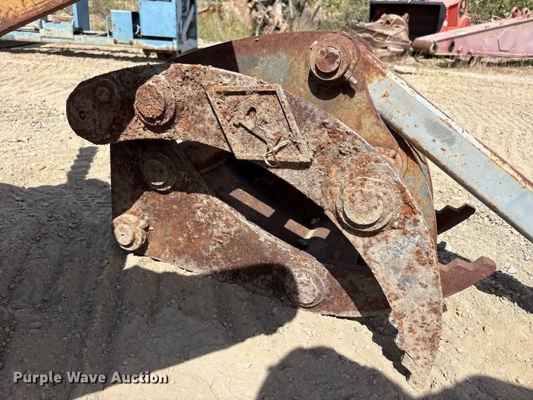 image for item FK2088 (2) excavator attachments