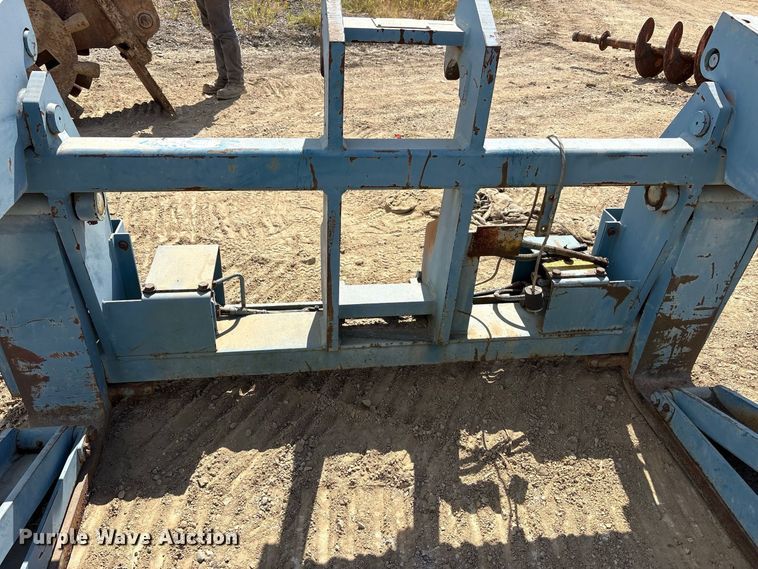 image for item FK2090 Gradall 9015-5013 excavator grapple forks