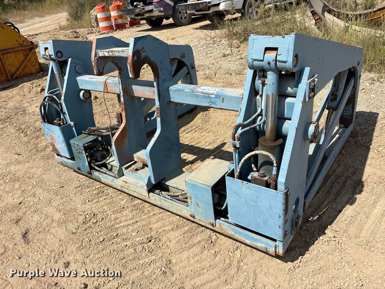 image for item FK2090 Gradall 9015-5013 excavator grapple forks