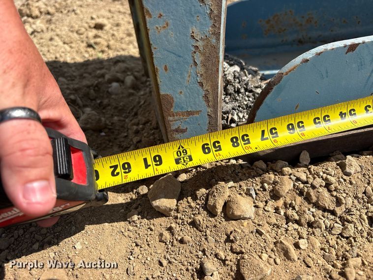 image for item FK2090 Gradall 9015-5013 excavator grapple forks
