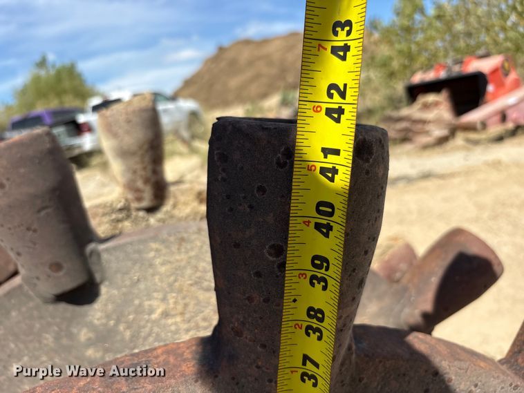 image for item FK2091 Excavator compaction wheel