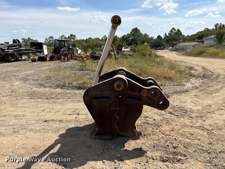 image for item FK2095 Excavator pulverizer