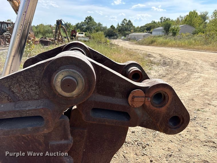 image for item FK2095 Excavator pulverizer