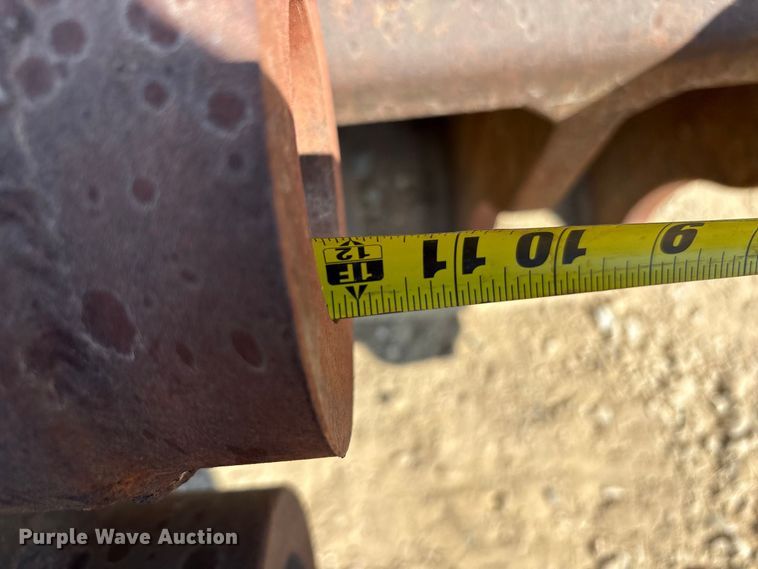 image for item FK2095 Excavator pulverizer