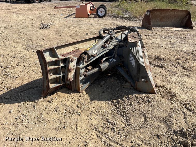 image for item FK2099 Grouser skid steer dozer blade