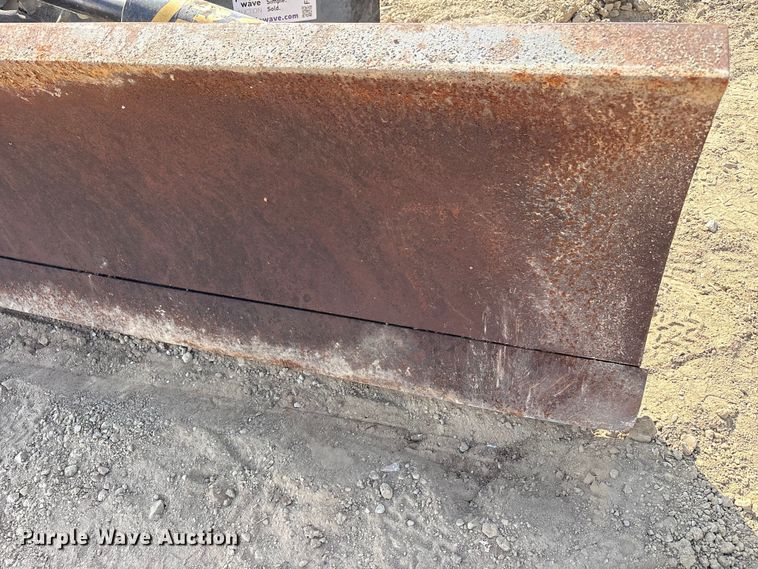 image for item FK2099 Grouser skid steer dozer blade