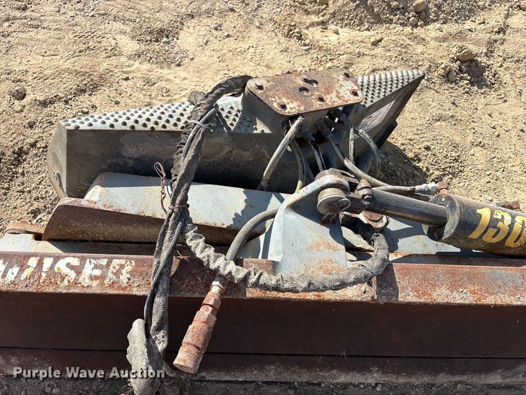 image for item FK2099 Grouser skid steer dozer blade