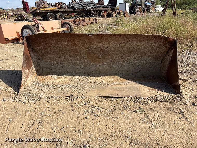 image for item FK2101 Wheel loader bucket