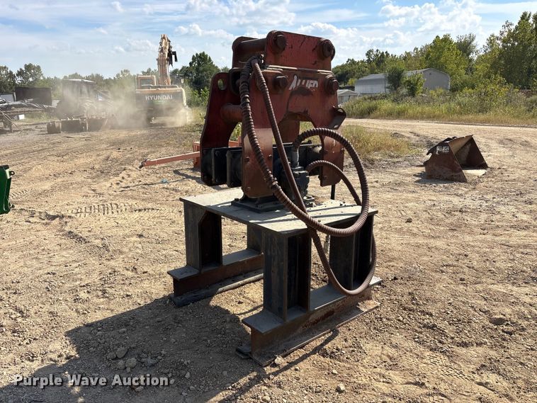 image for item FK2103 Allied plate compactor