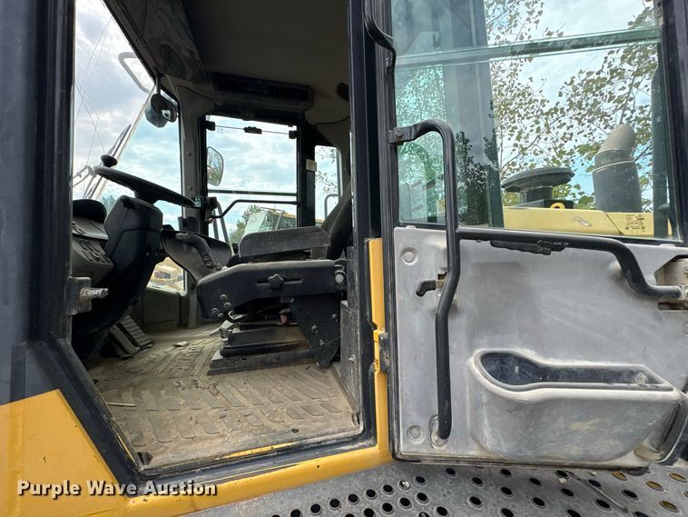 image for item FK2106 2013 Komatsu WA500-7 wheel loader