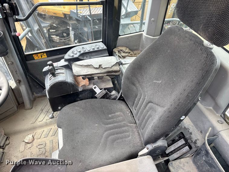 image for item FK2106 2013 Komatsu WA500-7 wheel loader
