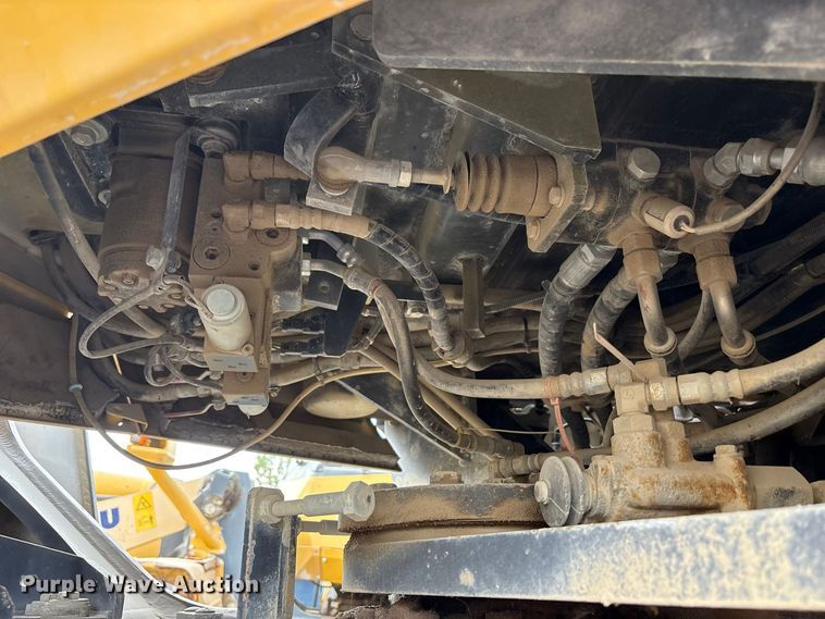 image for item FK2106 2013 Komatsu WA500-7 wheel loader