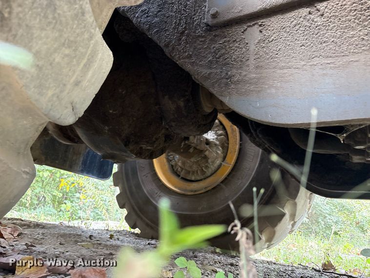 image for item FK2106 2013 Komatsu WA500-7 wheel loader