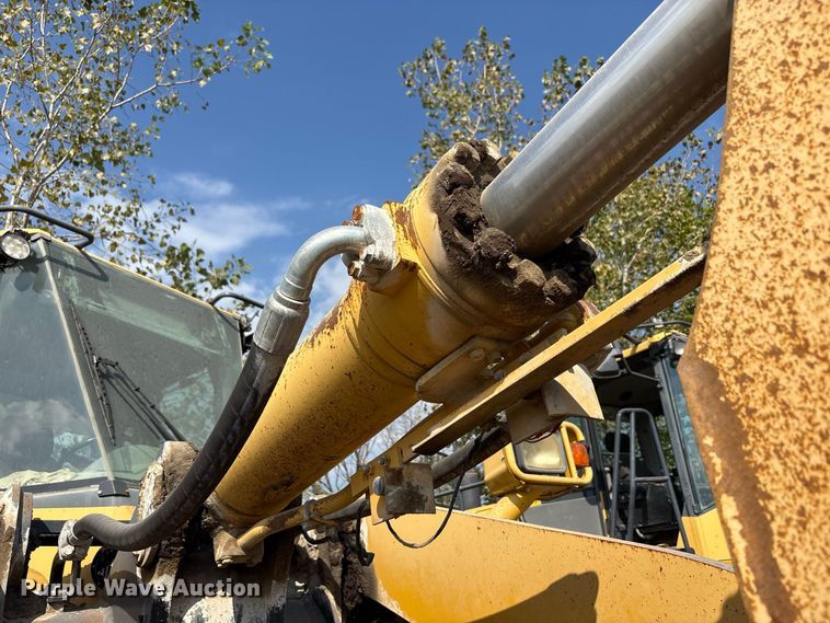image for item FK2107 2007 Komatsu WA500-6 wheel loader