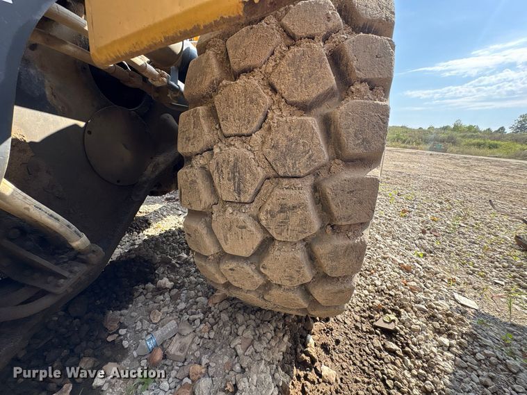 image for item FK2107 2007 Komatsu WA500-6 wheel loader