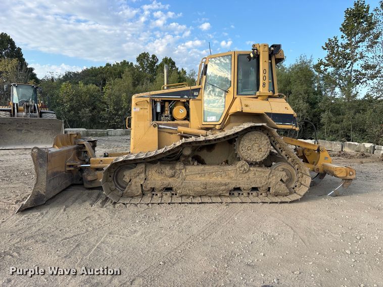 image for item FK2109 2006 Caterpillar D6N dozer